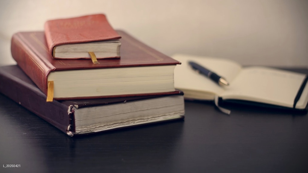 image from Navigating the Legal Landscape: Essential Legal Assistance for Home Buying Success